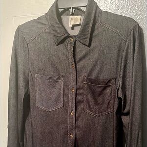 Passport Women’s Button down Shirt